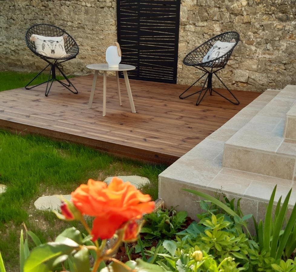 Bed and Breakfast La Clé du Puy à Cabariot Extérieur photo